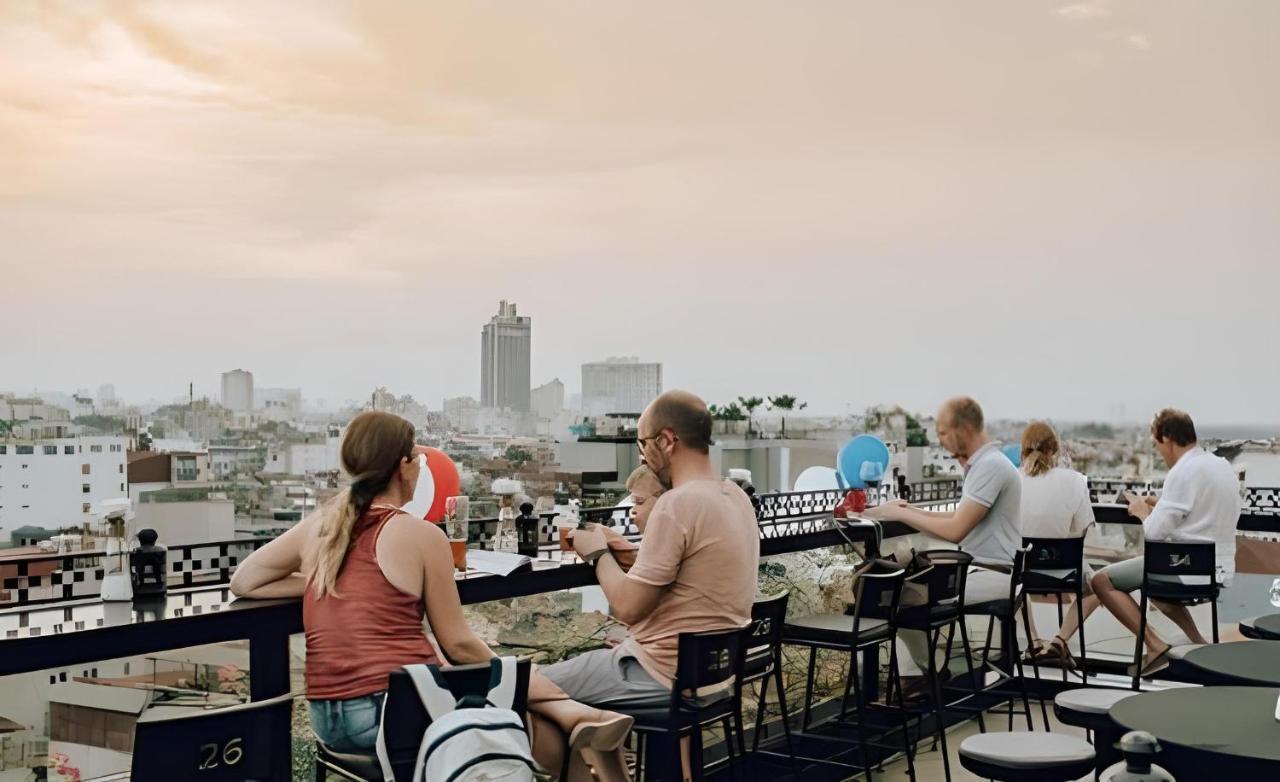Light House & Rooftop Hanoi Exterior photo